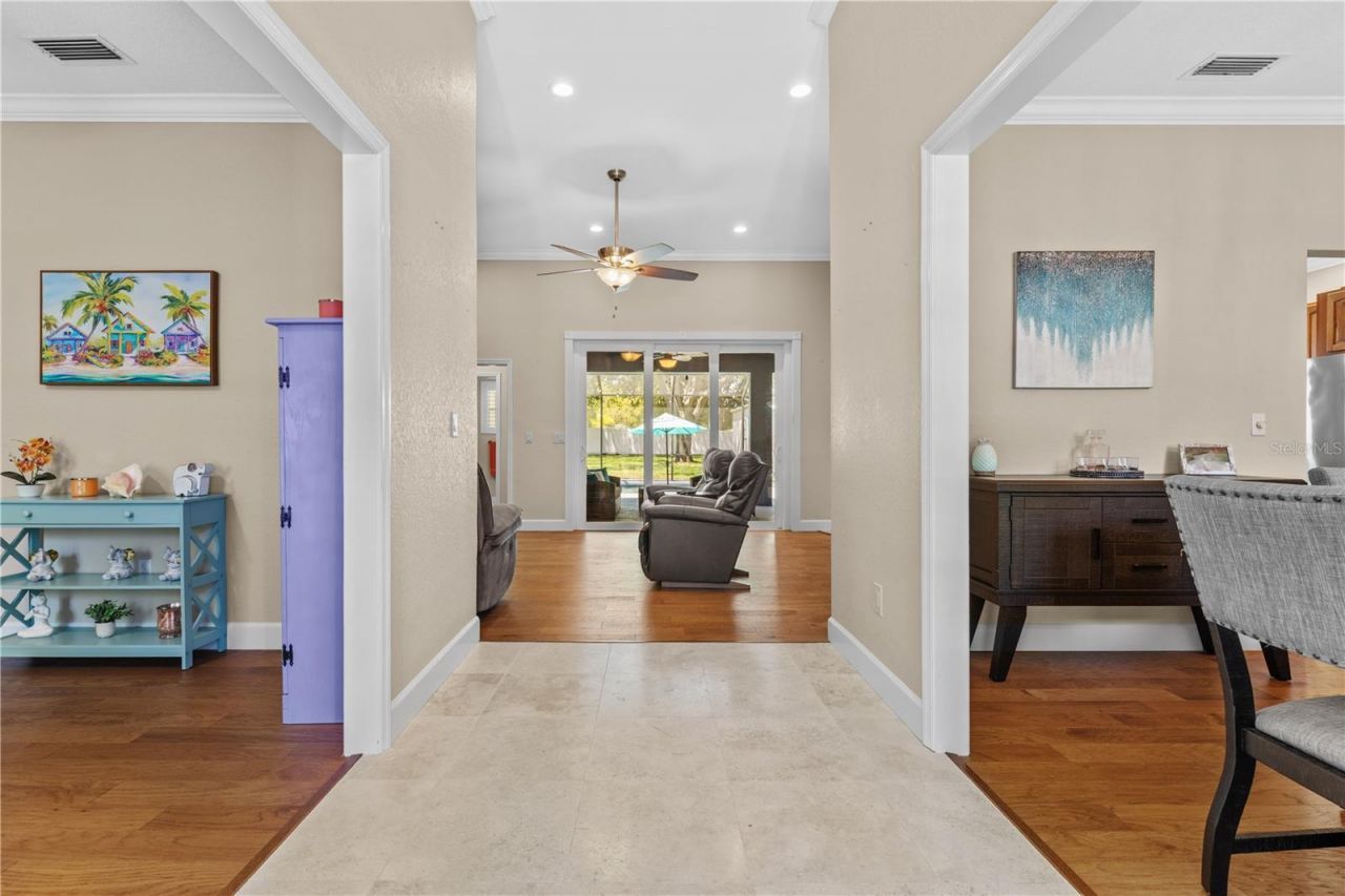 1095 W Lake Hamilton Drive, Winter Haven, FL 33881 Photo