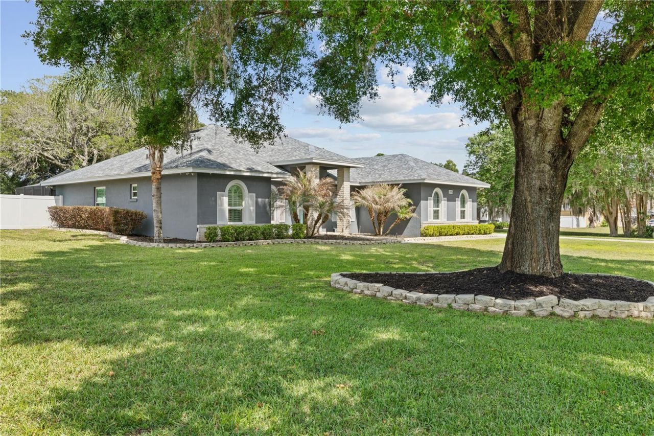 1095 W Lake Hamilton Drive, Winter Haven, FL 33881 Photo