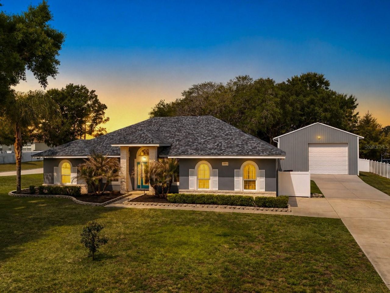 1095 W Lake Hamilton Drive, Winter Haven, FL 33881 Photo