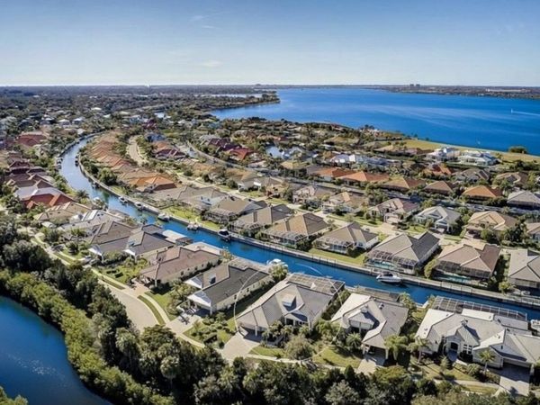 548 REGATTA WAY , BRADENTON, FL 34208