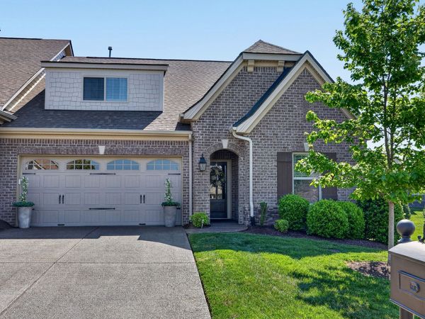 12 Vintage Ct, Lebanon, TN 37087