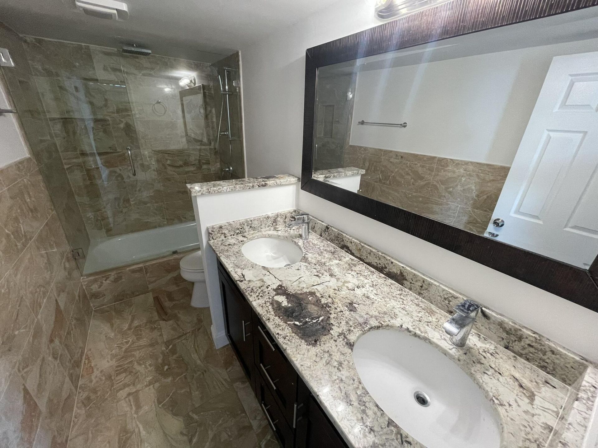 5200 N Flagler Drive, Unit 2004, West Palm Beach, FL 33407 Photo