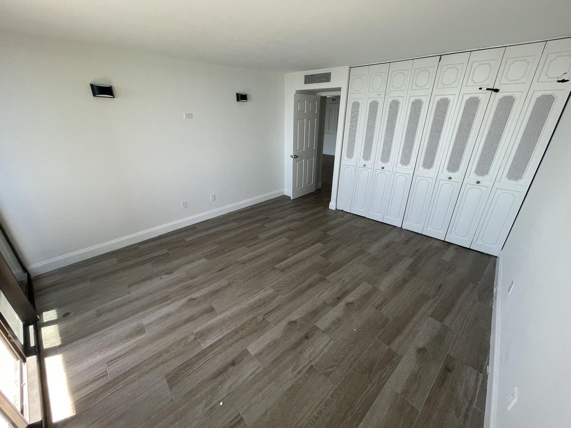5200 N Flagler Drive, Unit 2004, West Palm Beach, FL 33407 Photo