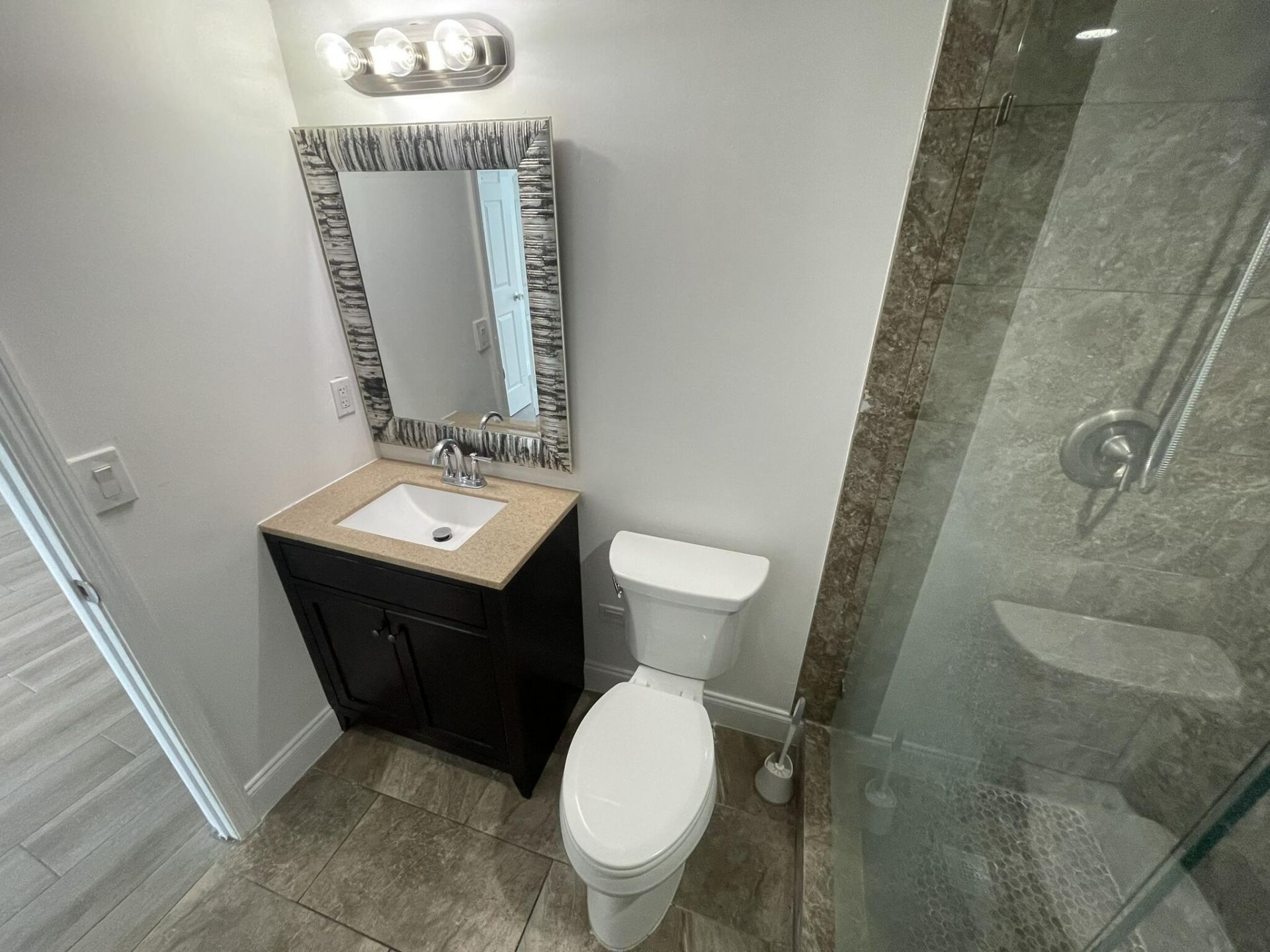 5200 N Flagler Drive, Unit 2004, West Palm Beach, FL 33407 Photo