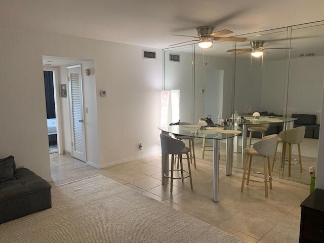 270 Layne Boulevard, Unit 308, Hallandale Beach, FL 33009 Photo