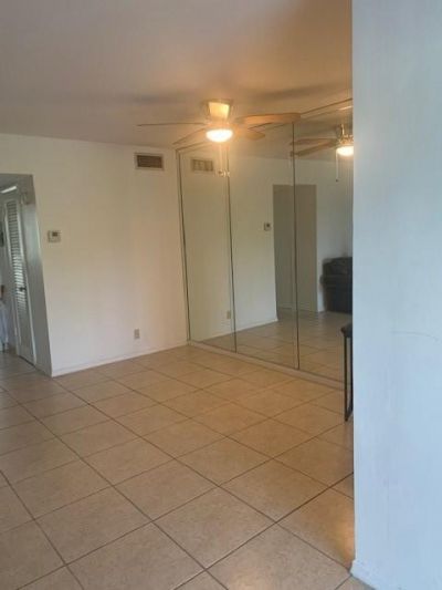 270 Layne Boulevard, Unit 308, Hallandale Beach, FL 33009 Photo