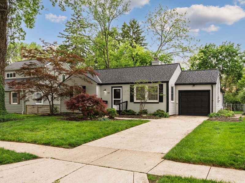 368 Kenbrook Drive, Worthington, OH 43085 Photo 2