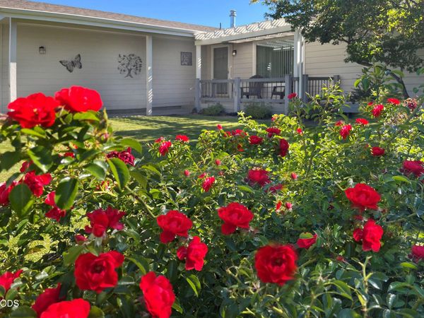 2410 NE Buckwheat Court, Bend, OR 97701