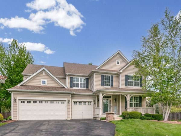2030 LUCCA Court , Elgin, IL 60123