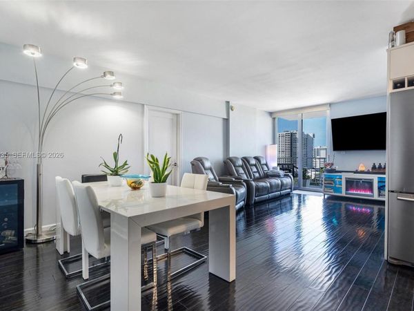2829 Indian Creek Dr, Unit 1209, Miami Beach, FL 33140