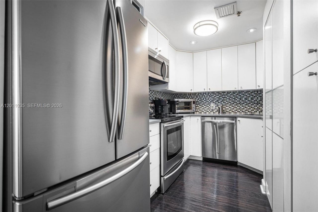 2829 Indian Creek Dr, Unit 1209, Miami Beach, FL 33140 Photo