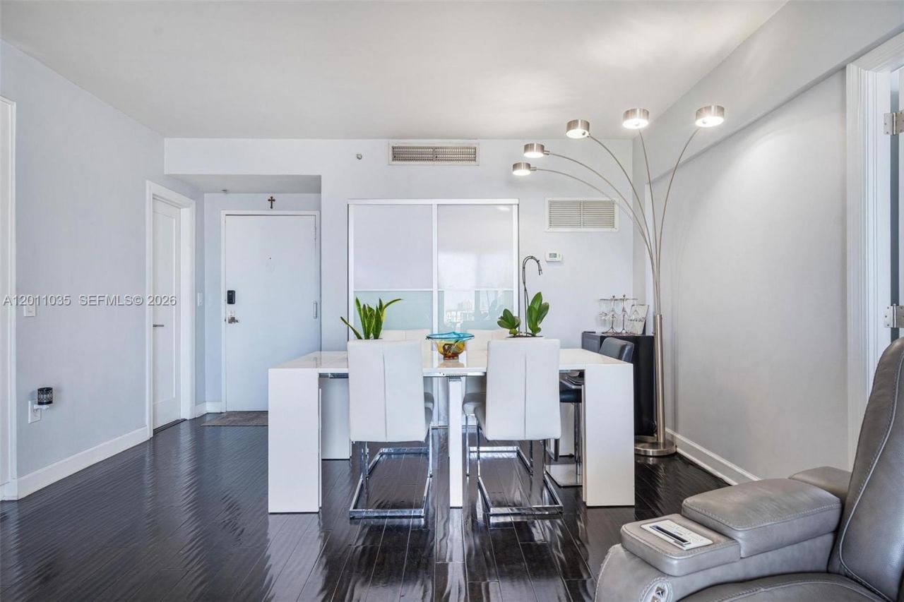 2829 Indian Creek Dr, Unit 1209, Miami Beach, FL 33140 Photo