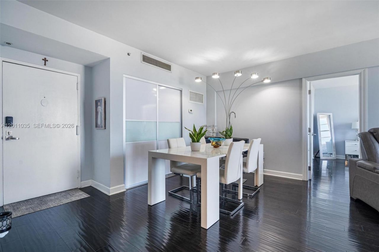 2829 Indian Creek Dr, Unit 1209, Miami Beach, FL 33140 Photo