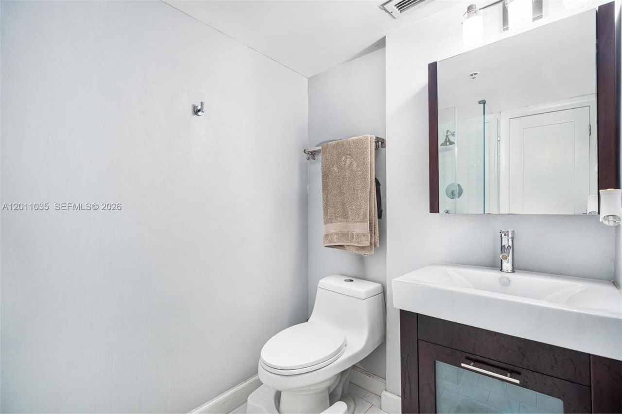 2829 Indian Creek Dr, Unit 1209, Miami Beach, FL 33140 Photo