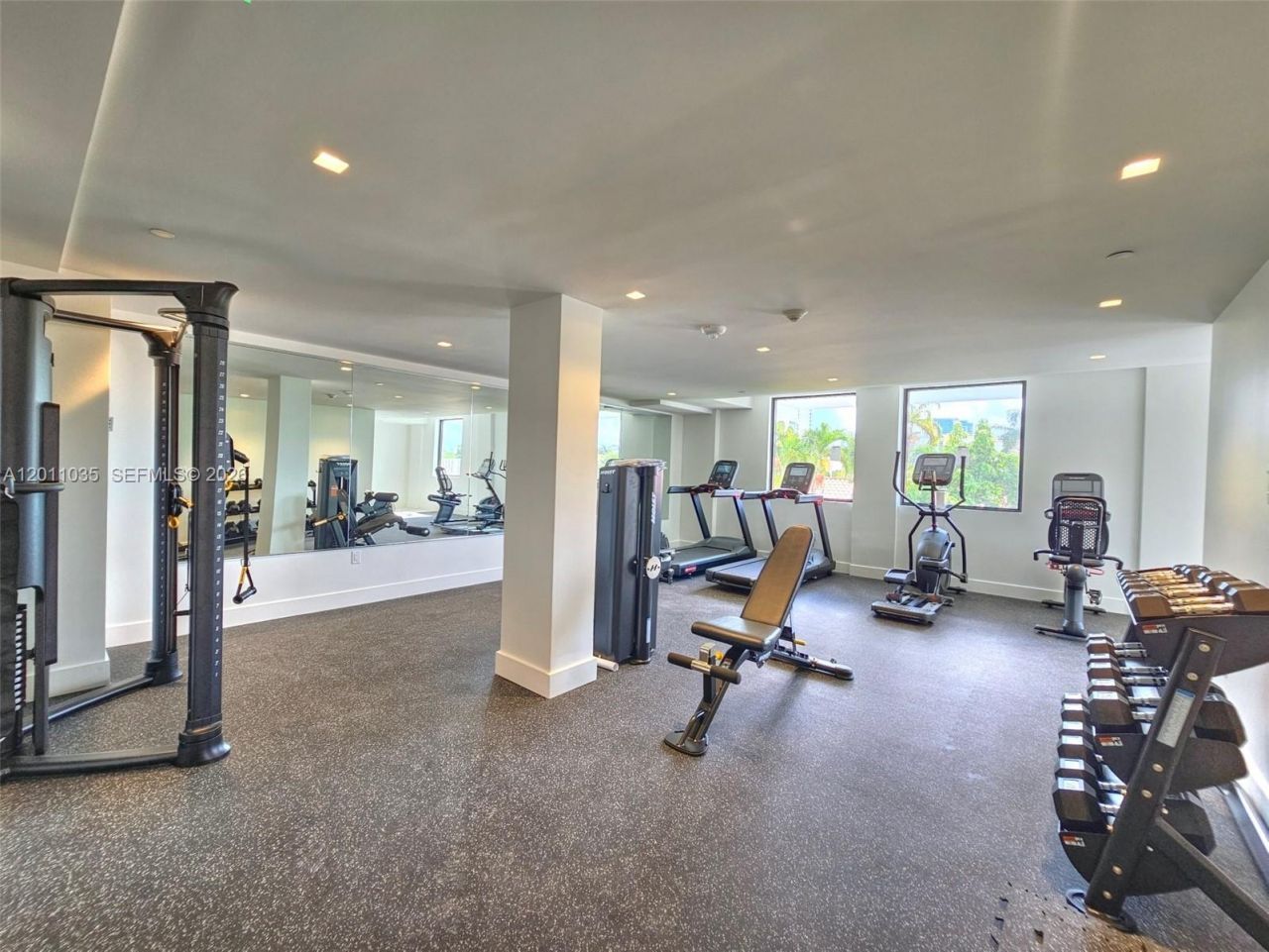 2829 Indian Creek Dr, Unit 1209, Miami Beach, FL 33140 Photo