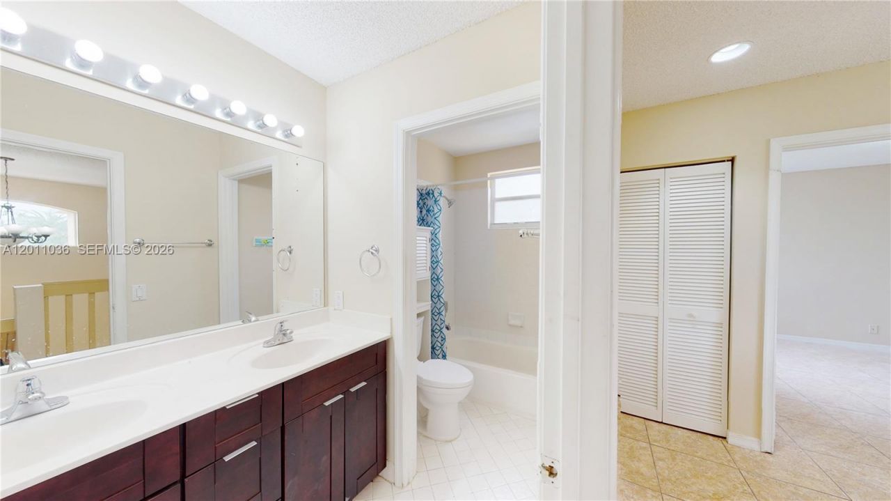 897 Briar Ridge Rd , Unit 897, Weston, FL 33327 Photo