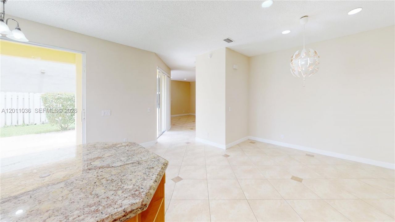 897 Briar Ridge Rd , Unit 897, Weston, FL 33327 Photo