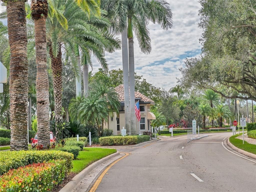 897 Briar Ridge Rd , Unit 897, Weston, FL 33327 Photo