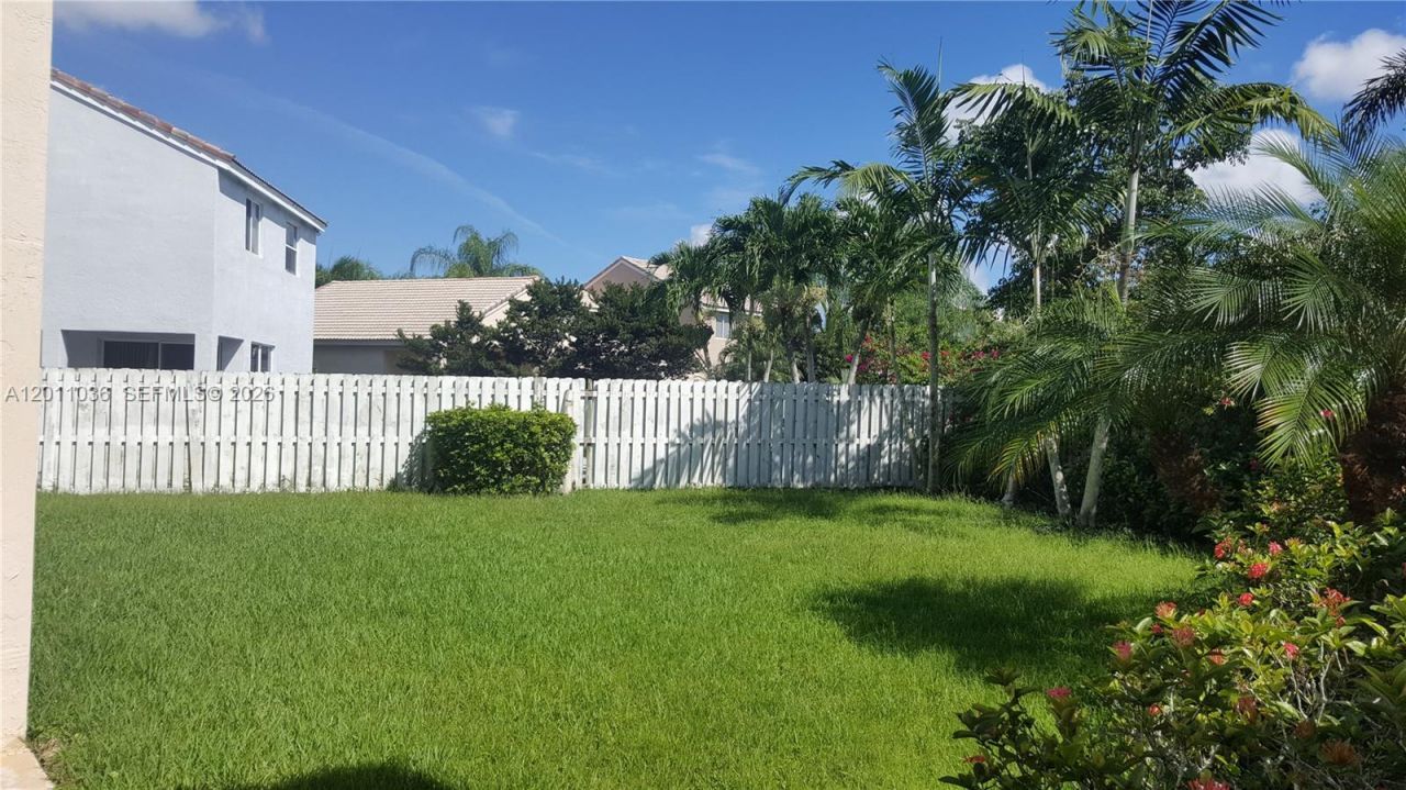 897 Briar Ridge Rd , Unit 897, Weston, FL 33327 Photo