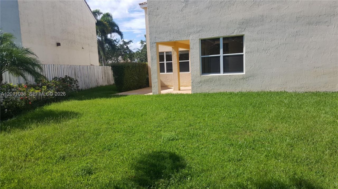 897 Briar Ridge Rd , Unit 897, Weston, FL 33327 Photo