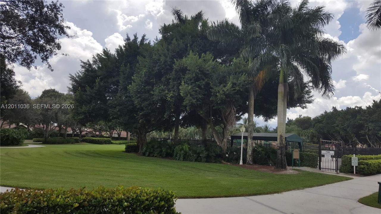 897 Briar Ridge Rd , Unit 897, Weston, FL 33327 Photo