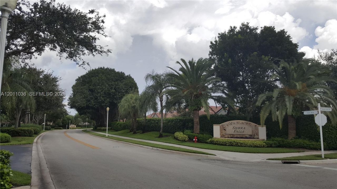 897 Briar Ridge Rd , Unit 897, Weston, FL 33327 Photo