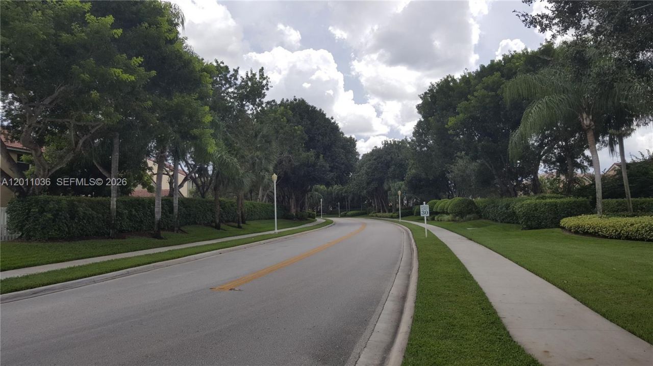 897 Briar Ridge Rd , Unit 897, Weston, FL 33327 Photo