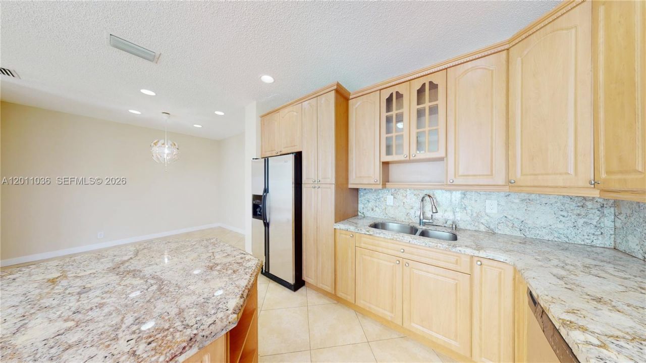 897 Briar Ridge Rd , Unit 897, Weston, FL 33327 Photo