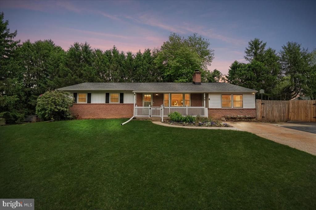 6203 W Hemlock Drive, Sykesville, MD 21784 Main Photo