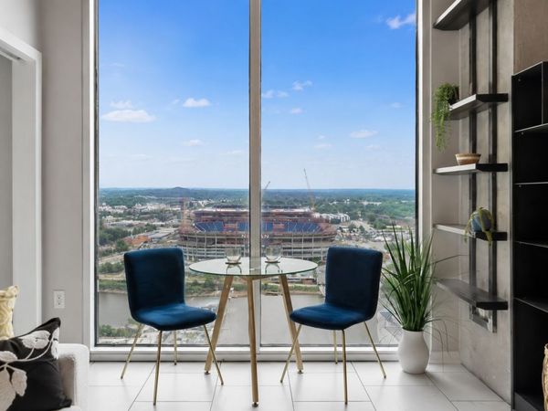 415 Church St, Unit 2413, Nashville, TN 37219