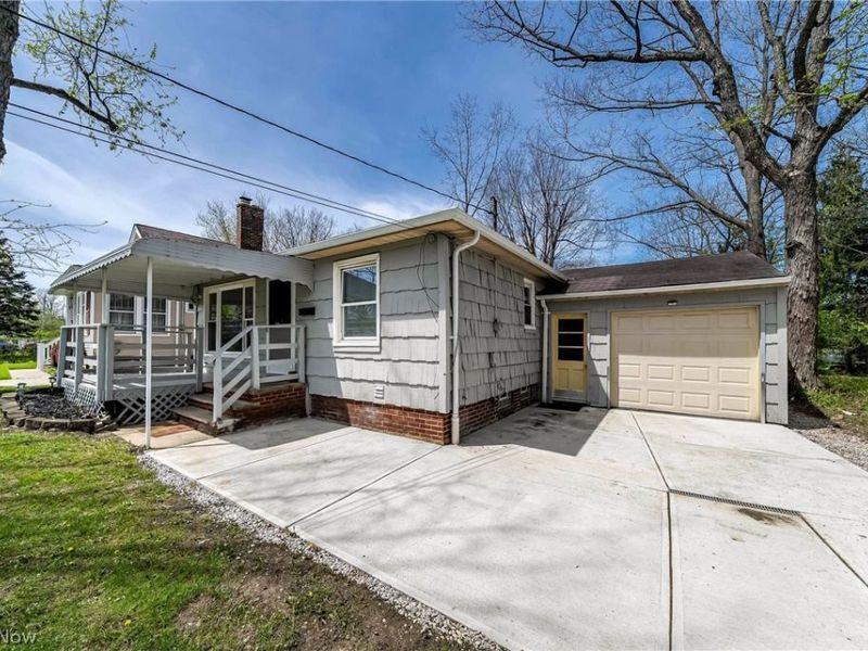 575 W Glendale Street, Bedford, OH 44146 Photo 4