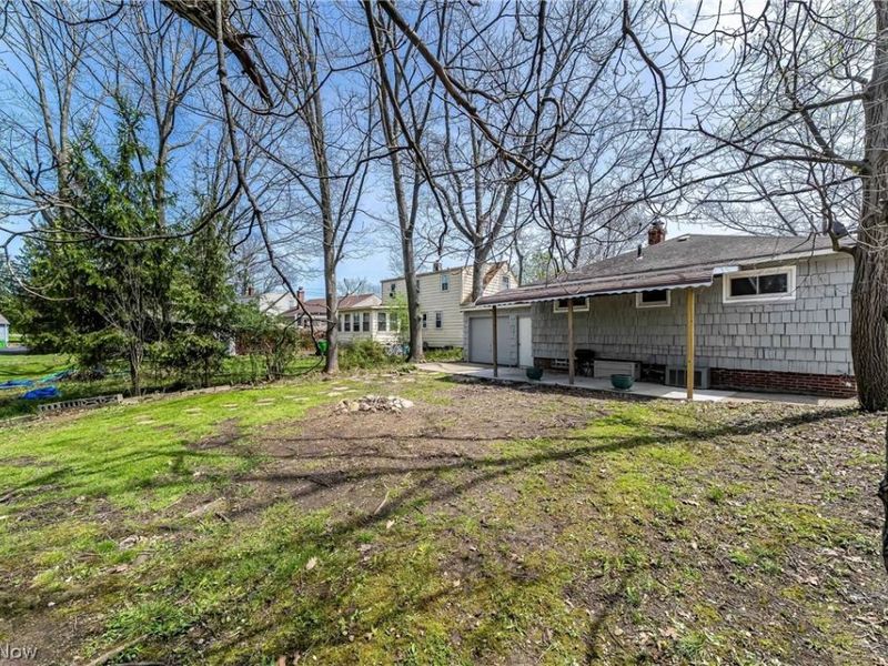 575 W Glendale Street, Bedford, OH 44146 Photo 43