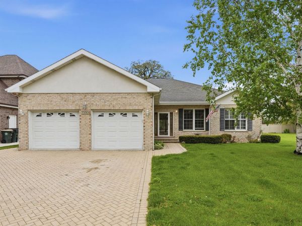 7550 Blazer Avenue , Justice, IL 60458