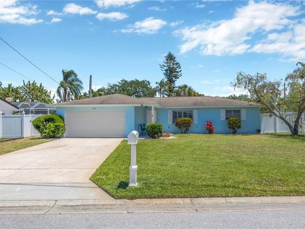 2155 EDYTHE DR , DUNEDIN, FL 34698