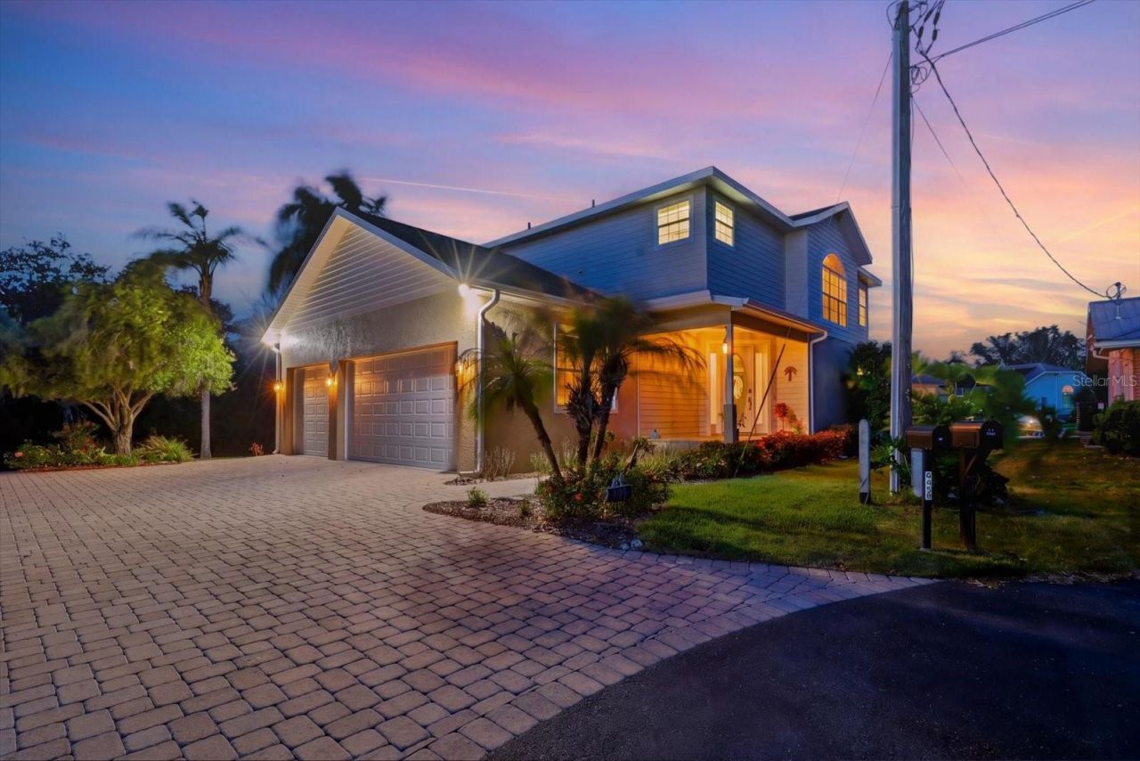 939 SE 3rd Avenue, Crystal River, FL 34429 Photo