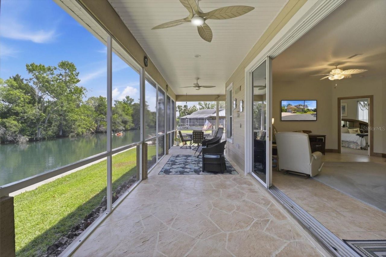 939 SE 3rd Avenue, Crystal River, FL 34429 Photo