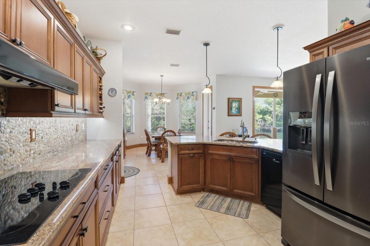 939 SE 3rd Avenue, Crystal River, FL 34429 Photo