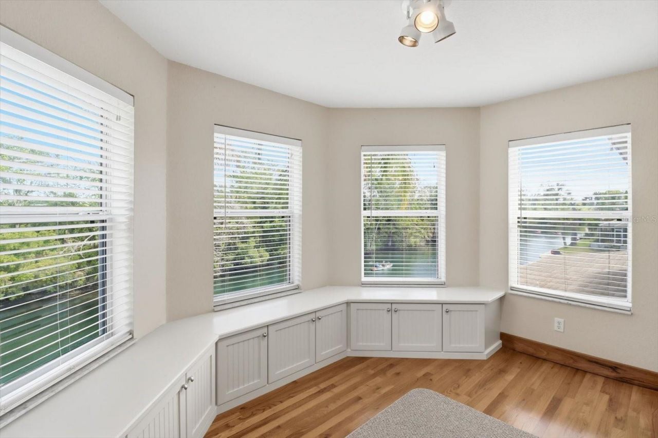 939 SE 3rd Avenue, Crystal River, FL 34429 Photo