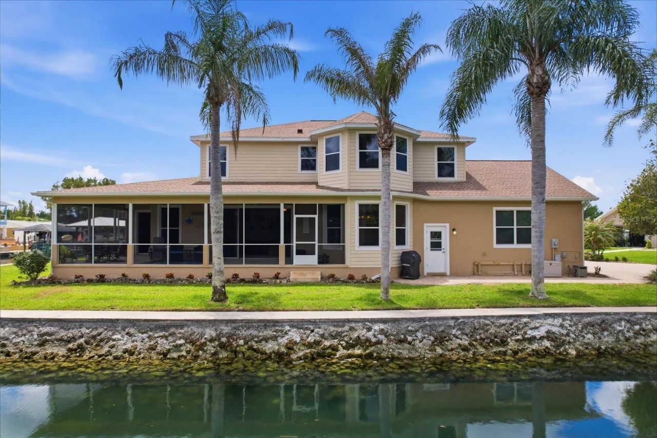 939 SE 3rd Avenue, Crystal River, FL 34429 Photo