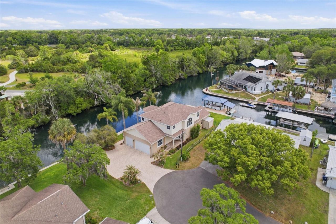 939 SE 3rd Avenue, Crystal River, FL 34429 Photo