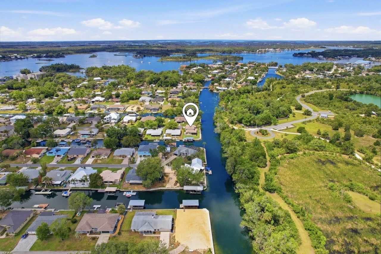 939 SE 3rd Avenue, Crystal River, FL 34429 Photo