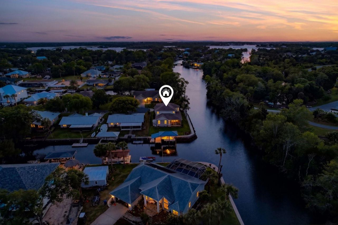 939 SE 3rd Avenue, Crystal River, FL 34429 Photo
