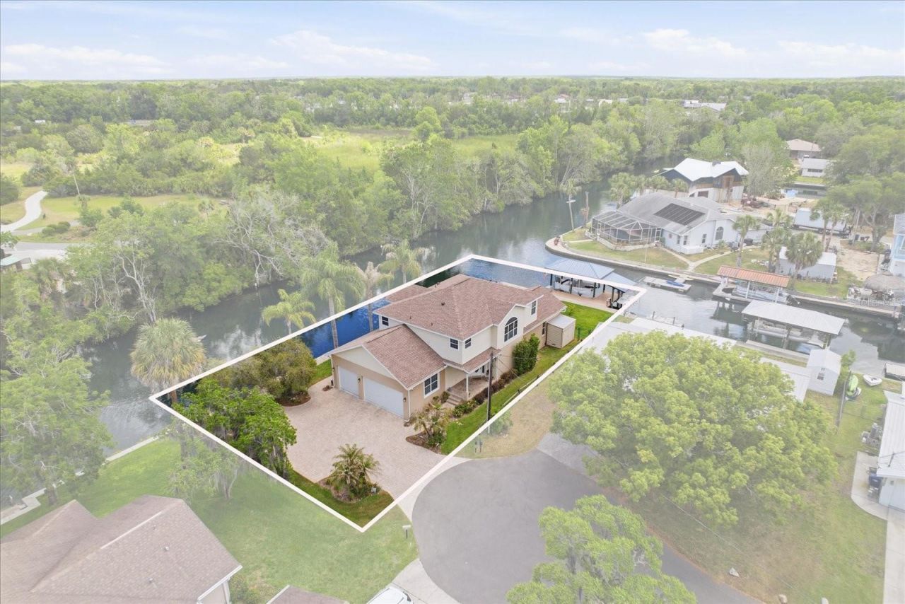 939 SE 3rd Avenue, Crystal River, FL 34429 Photo