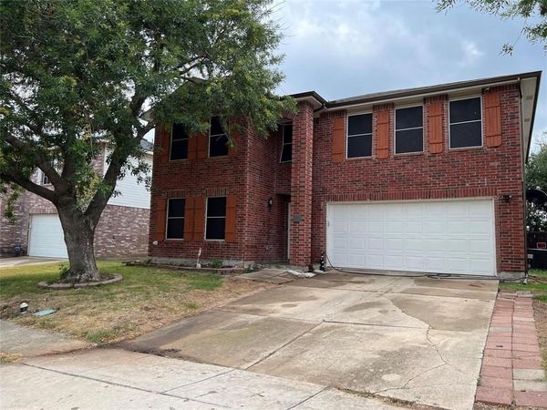2216 Chestnut Drive , Little Elm, TX 75068