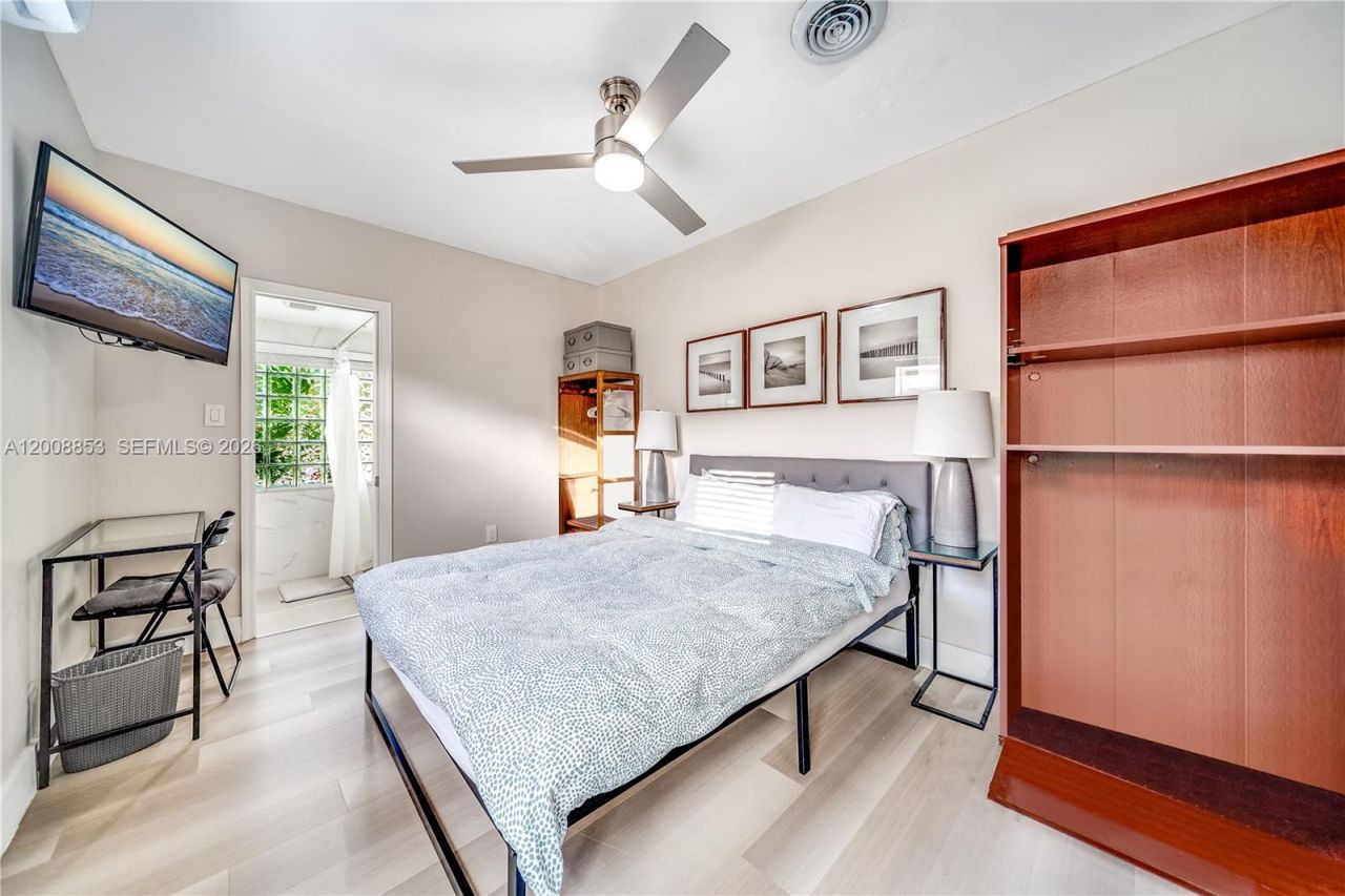 1940 NE 62nd St, Fort Lauderdale, FL 33308 Photo