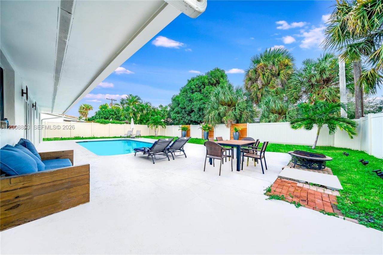 1940 NE 62nd St, Fort Lauderdale, FL 33308 Photo