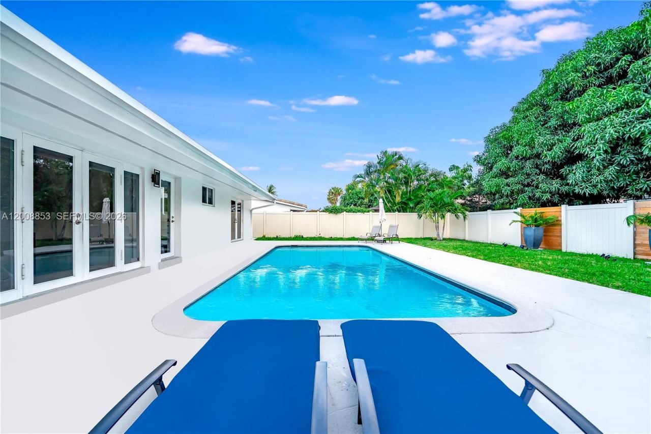 1940 NE 62nd St, Fort Lauderdale, FL 33308 Photo