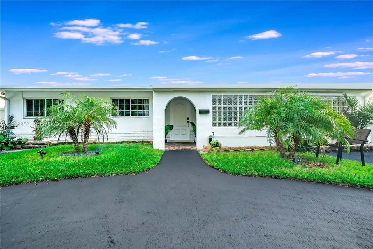 1940 NE 62nd St, Fort Lauderdale, FL 33308 Photo