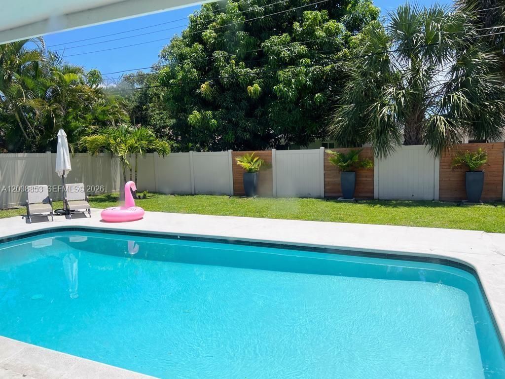 1940 NE 62nd St, Fort Lauderdale, FL 33308 Photo