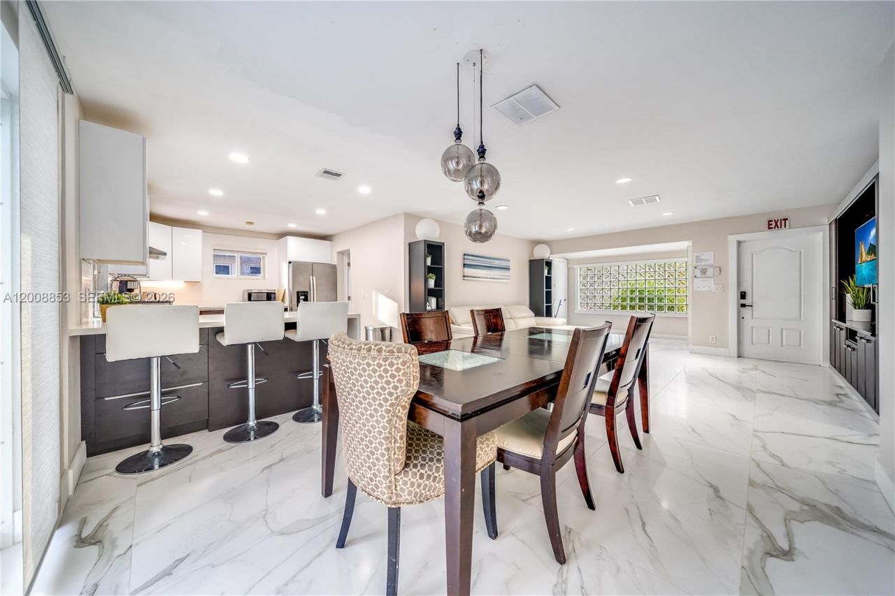 1940 NE 62nd St, Fort Lauderdale, FL 33308 Photo